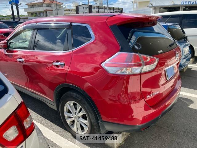 Nissan X-TRAIL HYBRID 2016-03 8832682-4