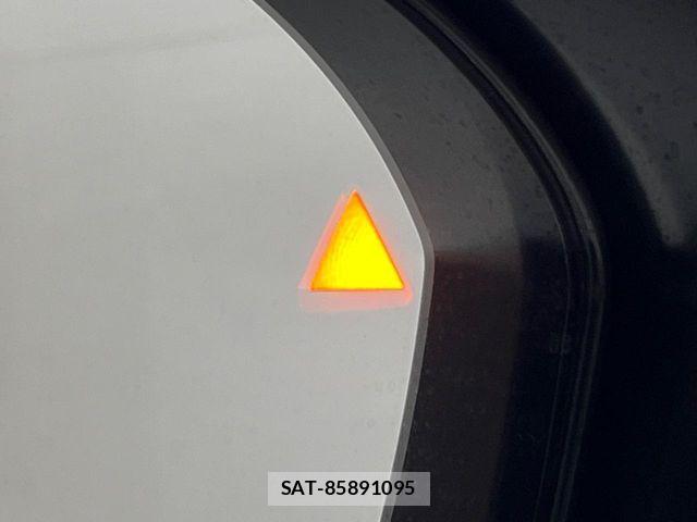 Nissan X-TRAIL HYBRID 2023-05 8832674-6