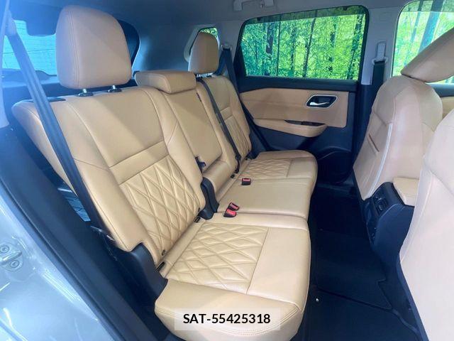 Nissan X-TRAIL HYBRID 2022-12 8832668-8