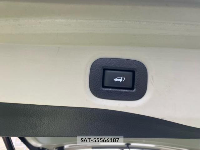 Nissan X-TRAIL HYBRID 2016-06 8832683-18