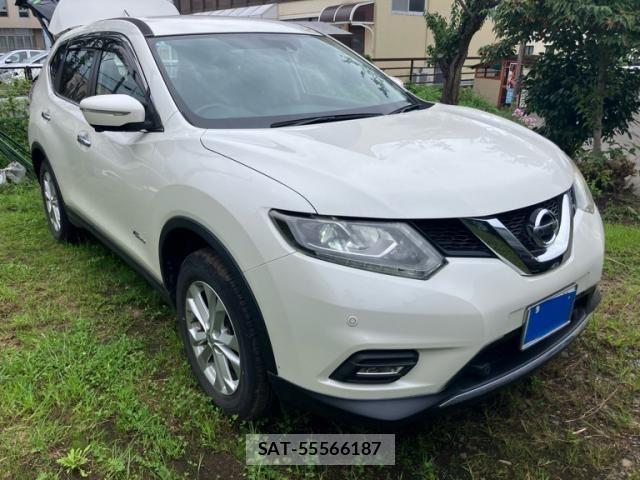 Nissan X-TRAIL HYBRID 2016-06 8832683-1