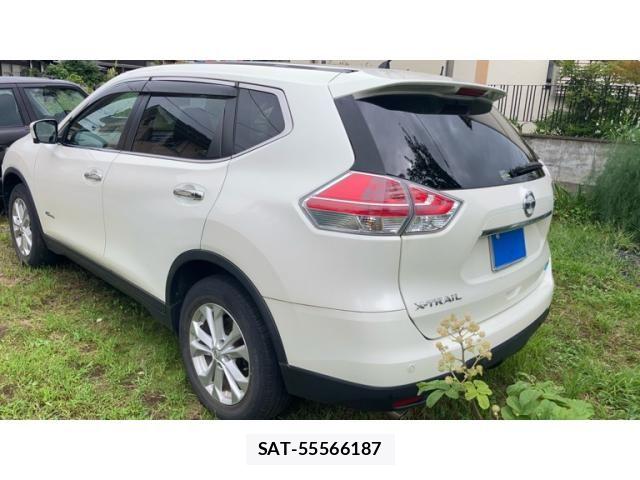 Nissan X-TRAIL HYBRID 2016-06 8832683-26