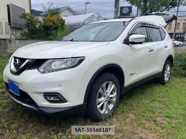 Nissan X-TRAIL HYBRID 2016-06 8832683-3
