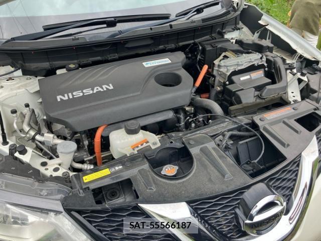 Nissan X-TRAIL HYBRID 2016-06 8832683-7