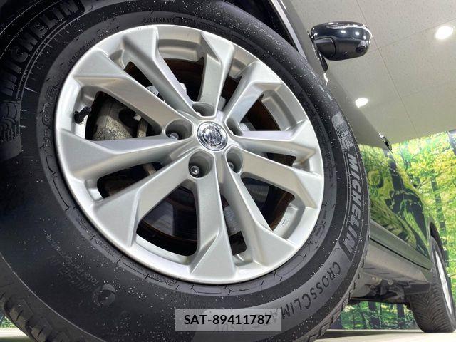 Nissan X-TRAIL HYBRID 2015-05 8832680-12