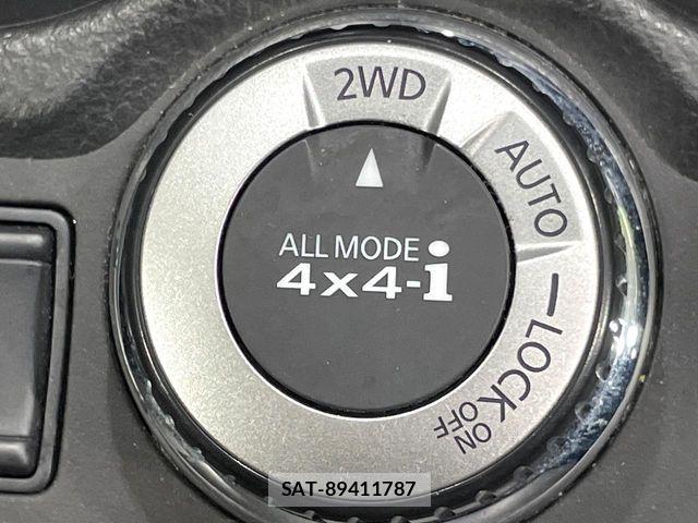 Nissan X-TRAIL HYBRID 2015-05 8832680-2