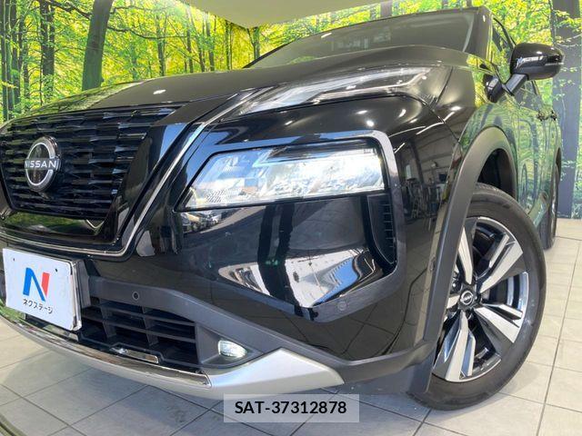Nissan X-TRAIL HYBRID 2023-08 8851191-11
