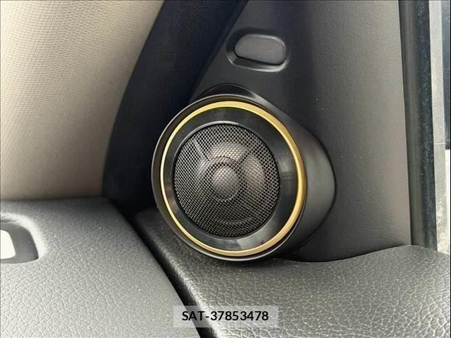 Nissan X-TRAIL HYBRID 2019-08 8851194-27