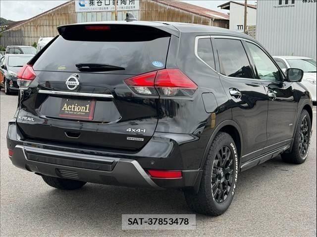 Nissan X-TRAIL HYBRID 2019-08 8851194-5