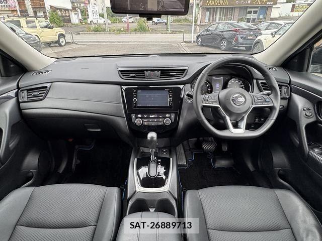 Nissan X-TRAIL HYBRID 2018-02 8851192-1