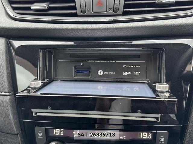 Nissan X-TRAIL HYBRID 2018-02 8851192-23