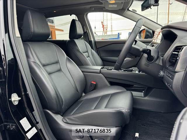 Nissan X-TRAIL HYBRID 2022-07 8851189-15