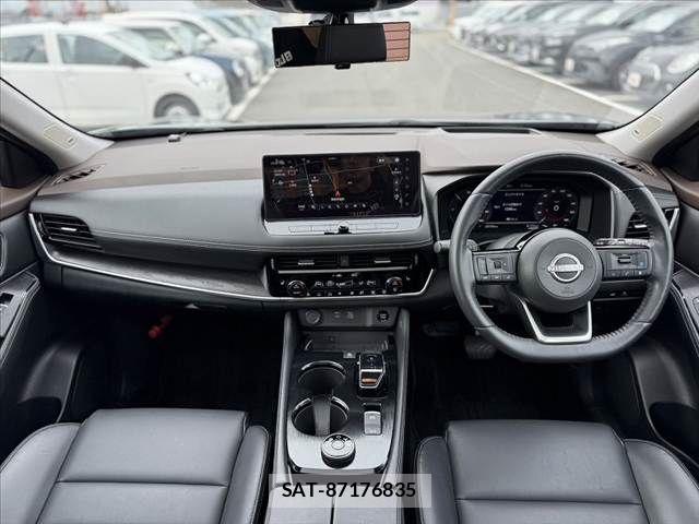 Nissan X-TRAIL HYBRID 2022-07 8851189-1