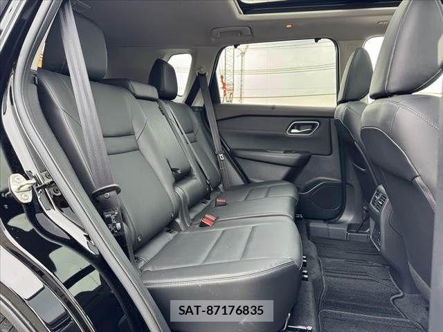 Nissan X-TRAIL HYBRID 2022-07 8851189-19