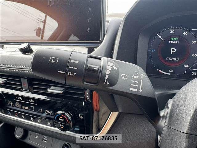 Nissan X-TRAIL HYBRID 2022-07 8851189-26
