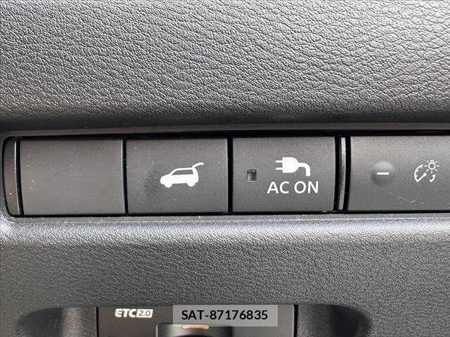Nissan X-TRAIL HYBRID 2022-07 8851189-28
