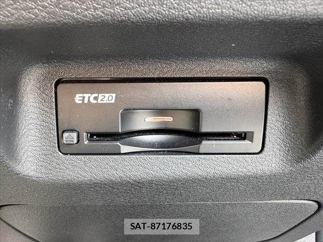 Nissan X-TRAIL HYBRID 2022-07 8851189-4