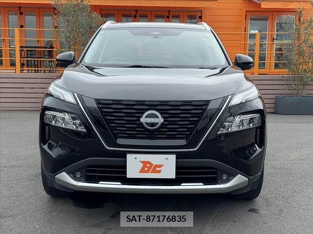 Nissan X-TRAIL HYBRID 2022-07 8851189-8