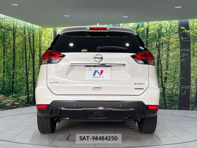 Nissan X-TRAIL HYBRID 2021-08 8872474-14