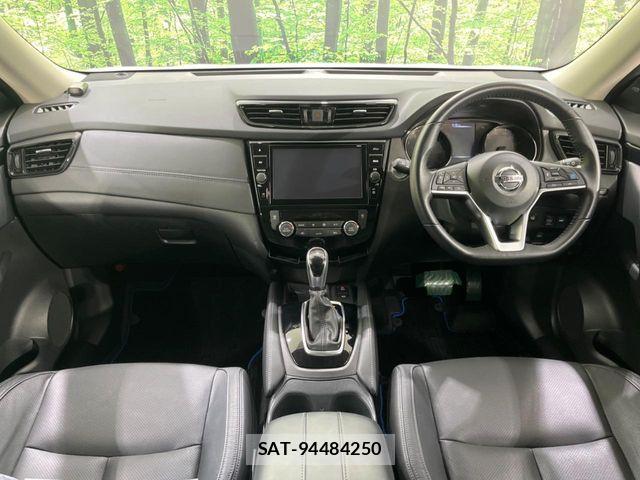 Nissan X-TRAIL HYBRID 2021-08 8872474-1