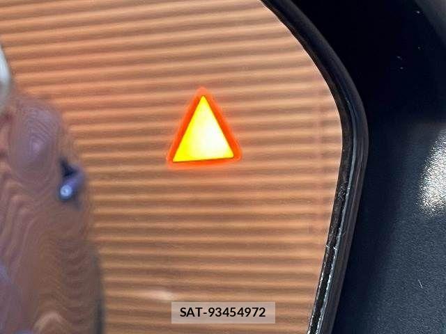 Nissan X-TRAIL HYBRID 2022-10 8872472-6