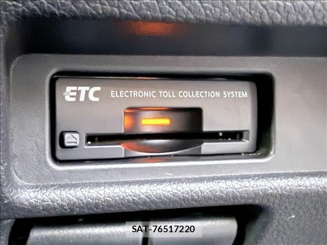 Nissan X-TRAIL HYBRID 2018-03 8872476-14