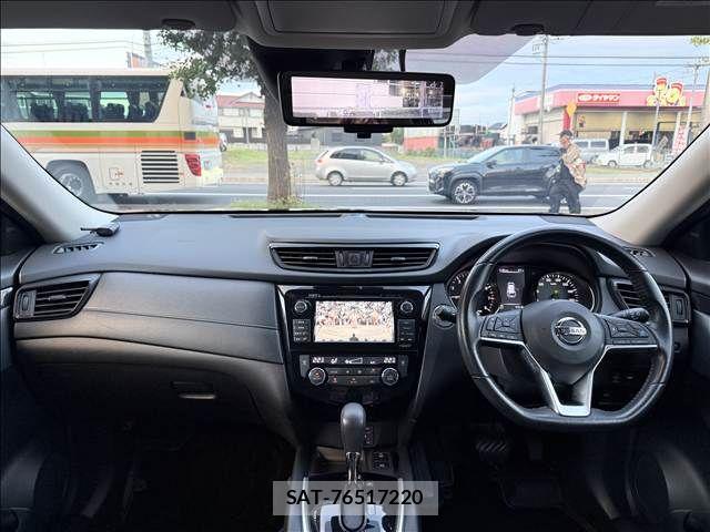 Nissan X-TRAIL HYBRID 2018-03 8872476-1