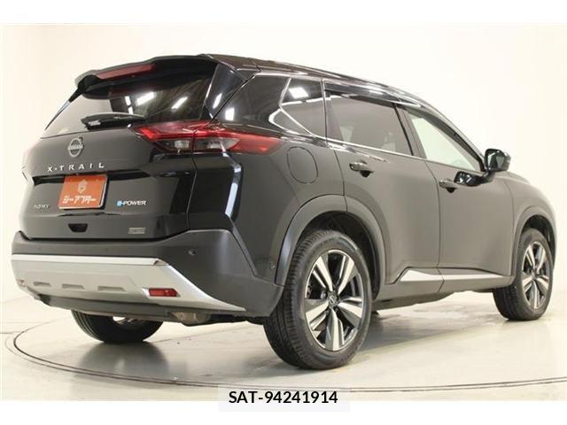 Nissan X-TRAIL HYBRID 2023-03 8883123-12