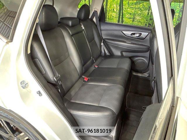 Nissan X-TRAIL HYBRID 2016-09 8883130-8