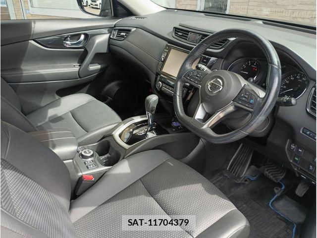 Nissan X-TRAIL HYBRID 2019-07 8883126-6