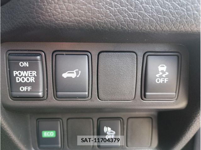 Nissan X-TRAIL HYBRID 2019-07 8883126-8