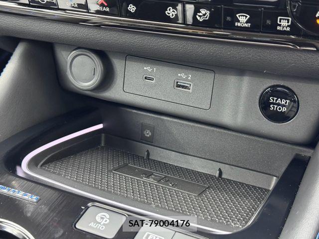 Nissan X-TRAIL HYBRID 2023-08 8883116-15