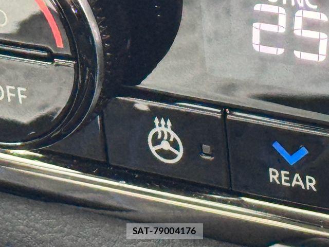 Nissan X-TRAIL HYBRID 2023-08 8883116-7