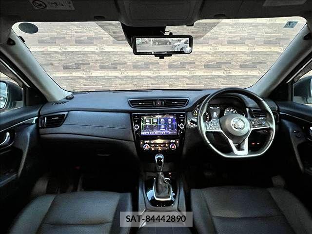 Nissan X-TRAIL HYBRID 2021-07 8883124-11