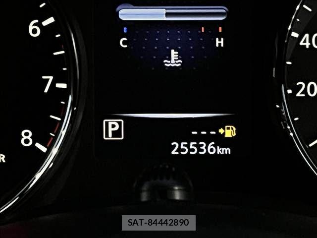 Nissan X-TRAIL HYBRID 2021-07 8883124-16