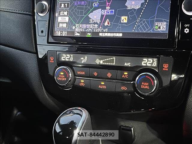 Nissan X-TRAIL HYBRID 2021-07 8883124-21