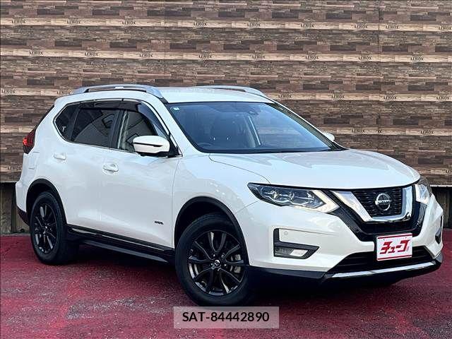 Nissan X-TRAIL HYBRID 2021-07 8883124-2