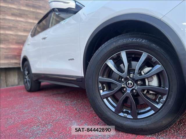 Nissan X-TRAIL HYBRID 2021-07 8883124-8