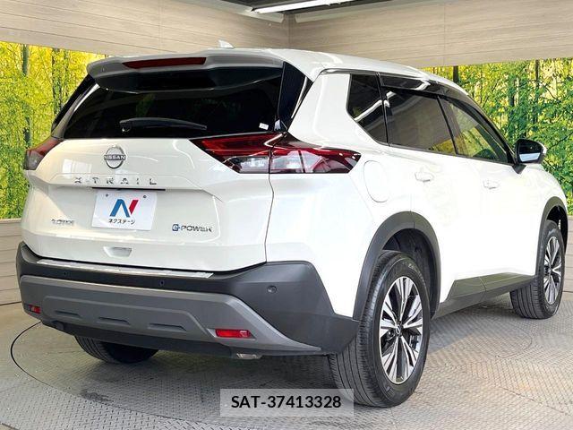Nissan X-TRAIL HYBRID 2023-08 8883120-16