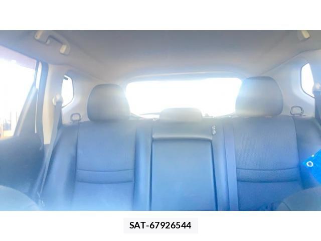 Nissan X-TRAIL HYBRID 2016-05 8884666-22