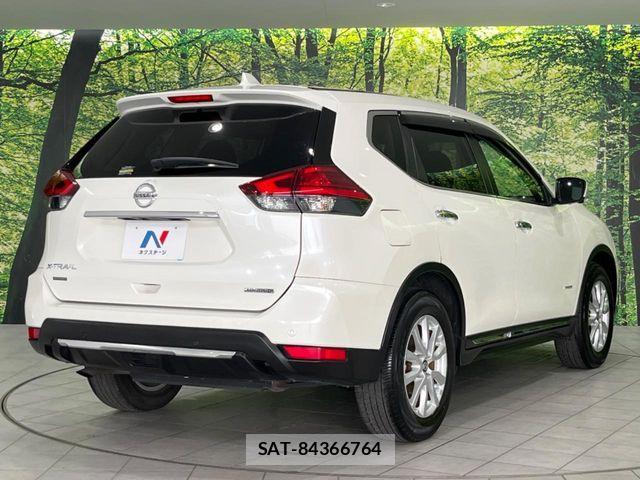 Nissan X-TRAIL HYBRID 2018-01 8884663-17