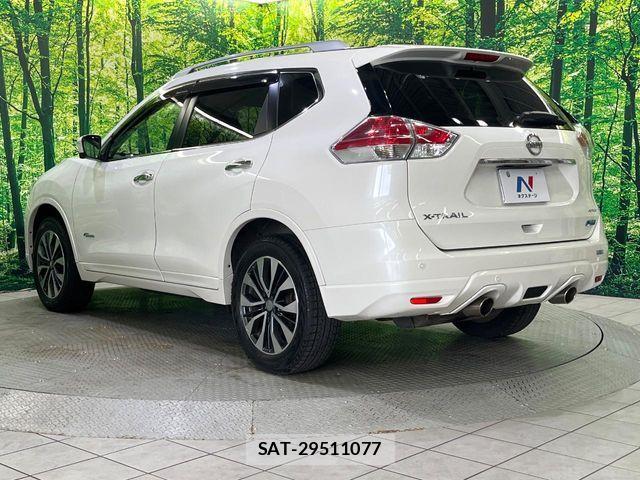Nissan X-TRAIL HYBRID 2016-01 8884665-17