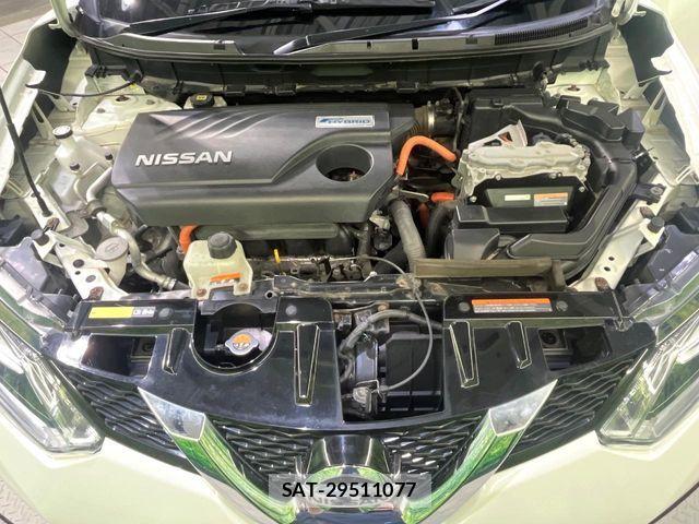 Nissan X-TRAIL HYBRID 2016-01 8884665-18