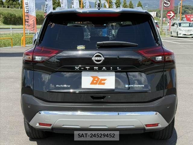 Nissan X-TRAIL HYBRID 2024-04 8884659-13