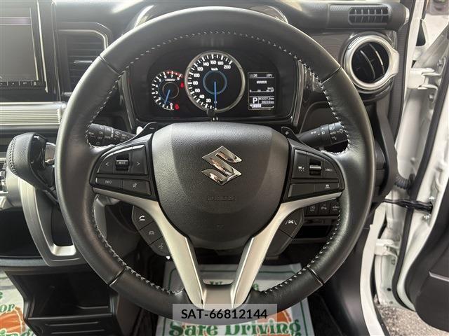 Suzuki X BEE 2021-02 1386967-11