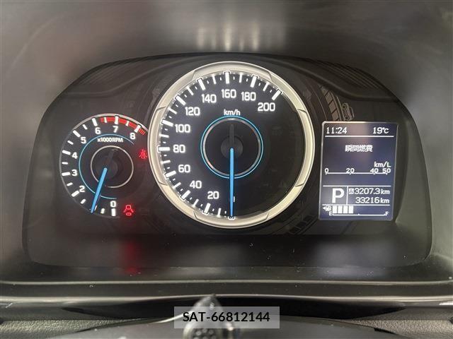 Suzuki X BEE 2021-02 1386967-16