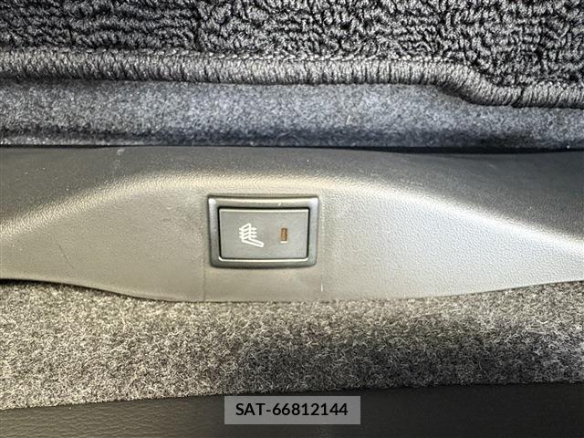 Suzuki X BEE 2021-02 1386967-27