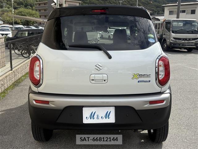 Suzuki X BEE 2021-02 1386967-6