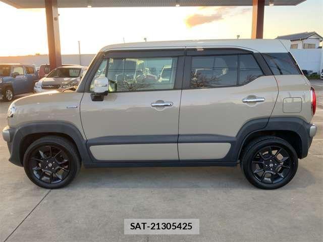Suzuki X BEE 2018-11 1628489-10