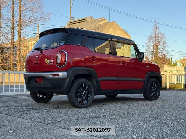 Suzuki X BEE 2019-05 2967592-5